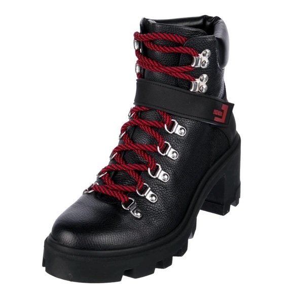 MONCLER Carol Hiking Boots
Size: EU 37/ US 7 - Picture 2 of 7
